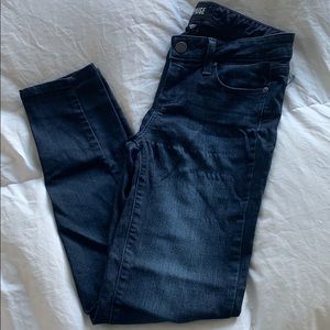Woman’s Paige jeans!